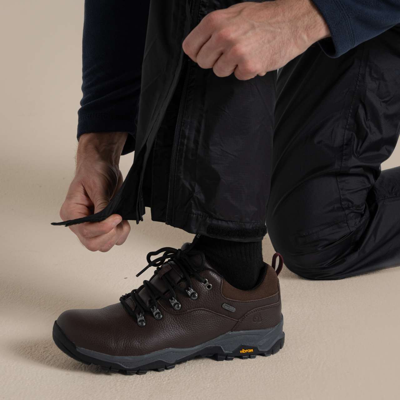 UNISEX EXPERT PACKABLE OVERTROUSER (SHORT) – Obrázok 4