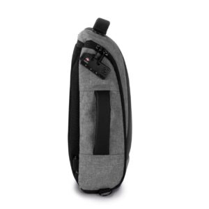 KI0890 ANTI-THEFT BACKPACK FOR 13” TABLET